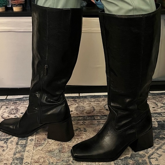 Vince Camuto Sangeti Boots 10W XC | Black Leather Wide Calf Knee High Block Heel - Picture 14 of 15